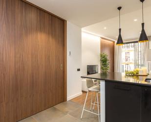 Cuina de Apartament per a compartir en  Barcelona Capital amb Aire condicionat i Terrassa