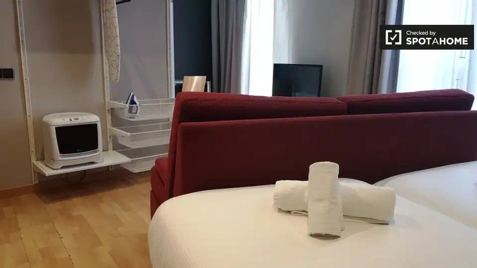 Piso con terraza en alquiler en Ciutat Vella, imagen 7