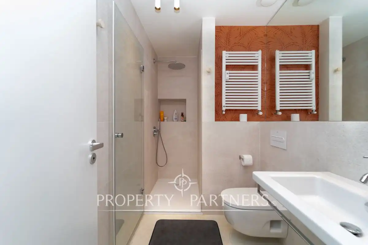 Baño de Ático en venta en Madrid con Aire acondicionado, Calefacción y Terraza
