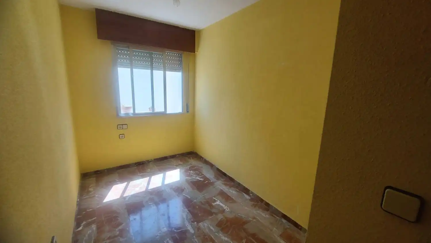 Habitación de Dúplex en venta en Jaén con Aire acondicionado, Trastero y Balcón