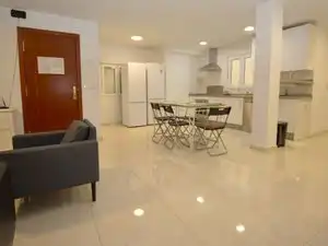 Kitchen of Buildings for sale in Sevilla
