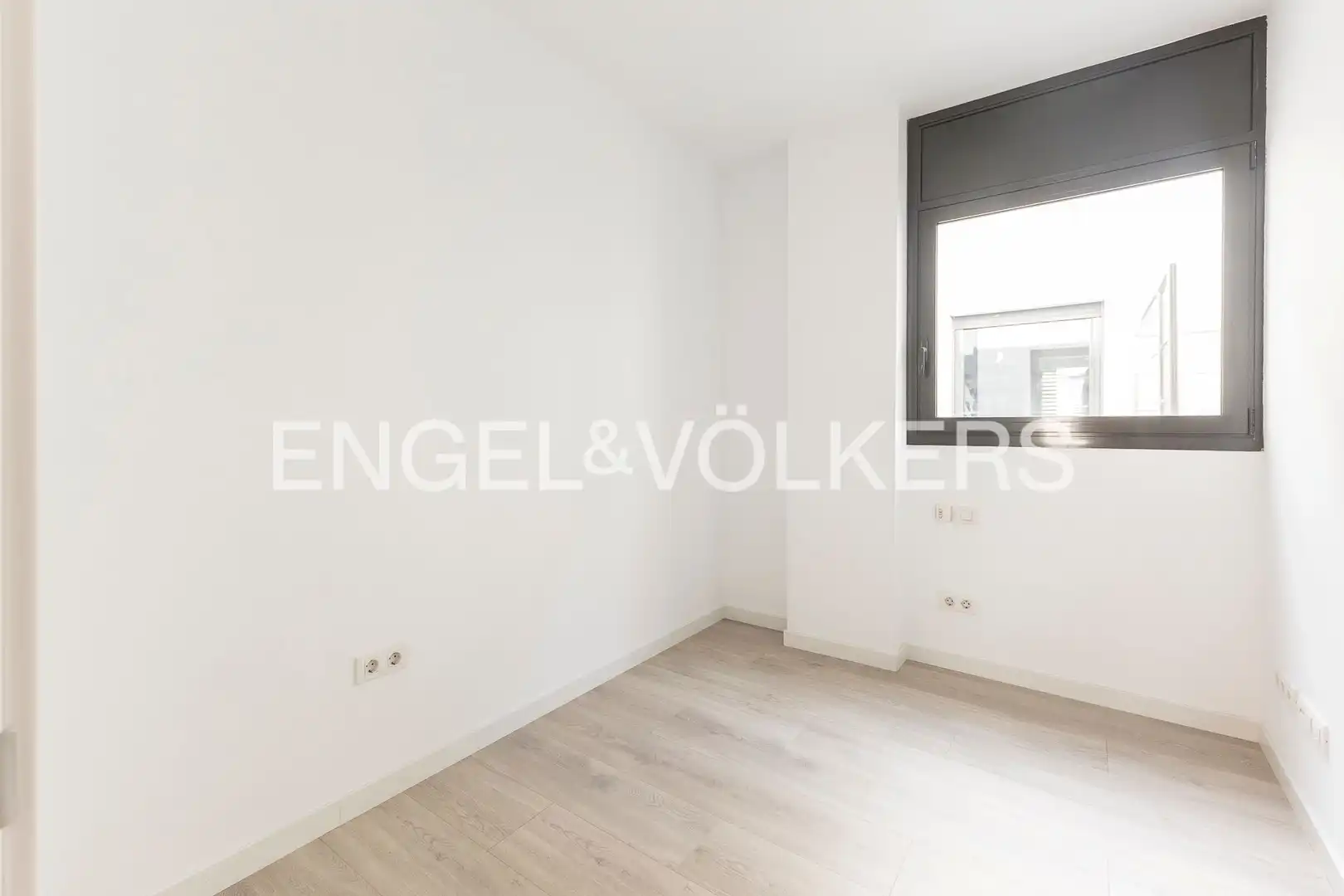 Habitación de Dúplex en venta en Barcelona con Aire acondicionado, Calefacción y Jardín privado