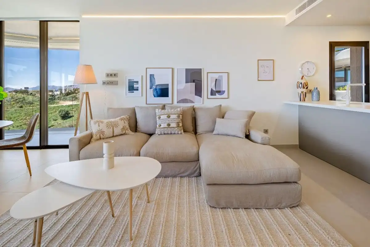 Sala d'estar de Apartament de lloguer en Fuengirola amb Aire condicionat, Calefacció i Terrassa