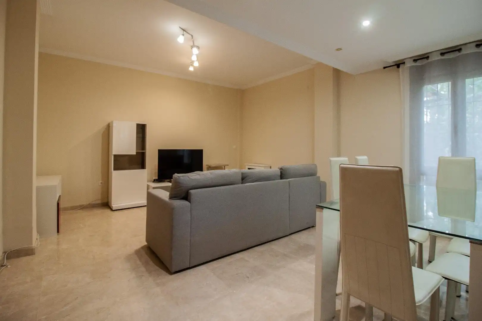 Sala d'estar de Casa o xalet de lloguer en Palomares del Río, Sevilla