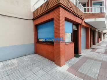 Locale commerciale in vendita a Barrio Oriñón