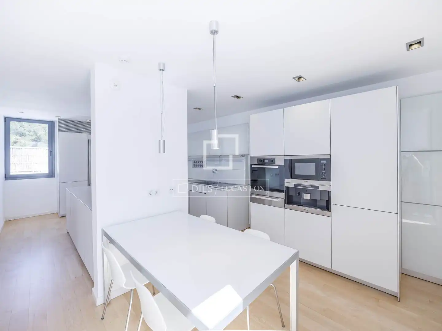 Kitchen of Houses for sale in Sagunto / Sagunt  with Air Conditioner, Parquet flooring and Swimming Pool