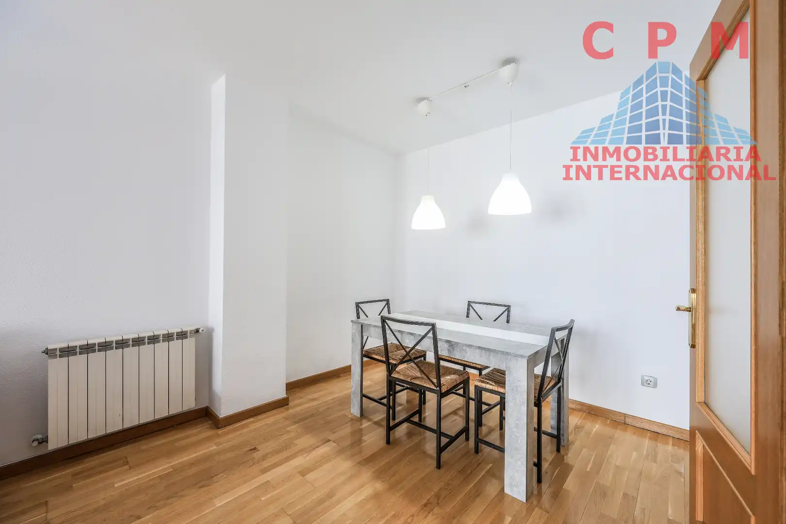 Dining room of Flat for rent in Madrid  with Air Conditioner, Heating and Parquet flooring