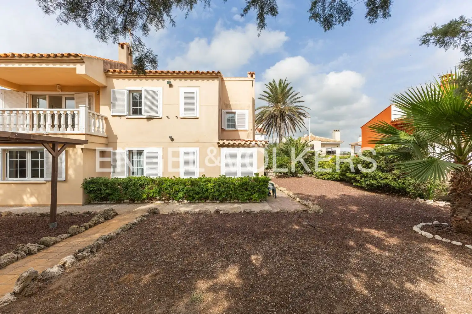 Vista exterior de Casa o xalet en venda en Cullera amb Aire condicionat, Calefacció i Jardí privat