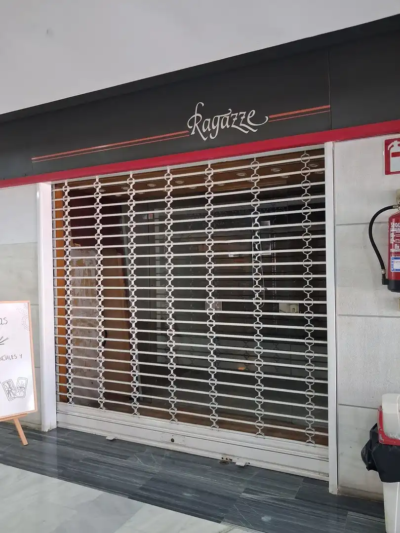 Local comercial en alquiler en Centre, imagen 2