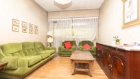 Living room of Flat for sale in  Madrid Capital