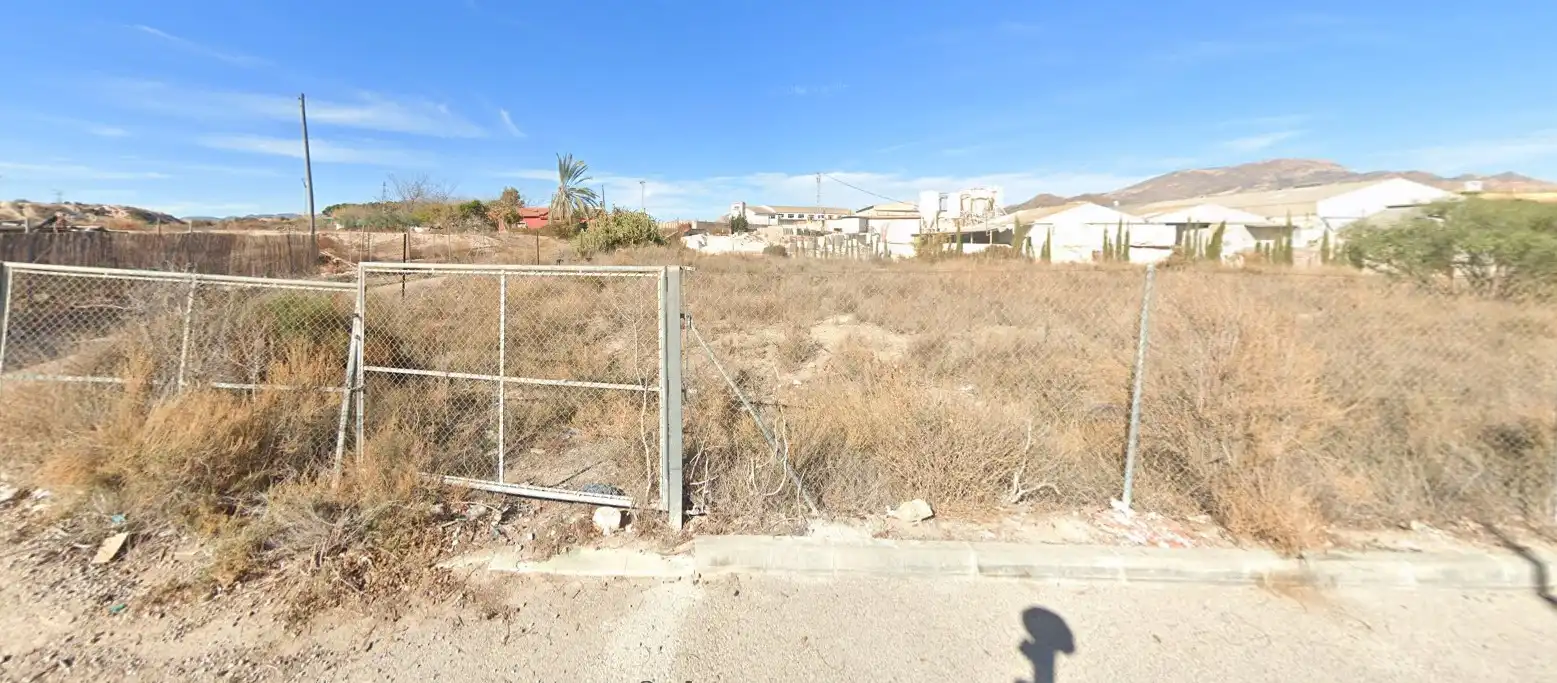 Terreno residencial en venta en Calle Médico Pascual Richart 14, imagen 3