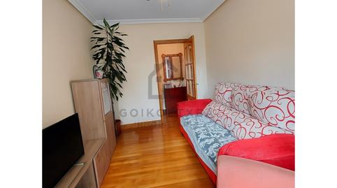 Foto 2 de Piso en venta en Calle Vera de Bidasoa, Pinar - Anaka - Belaskoenea, Irun