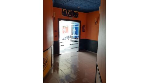 Se vende bajo comercial, imatge 5
