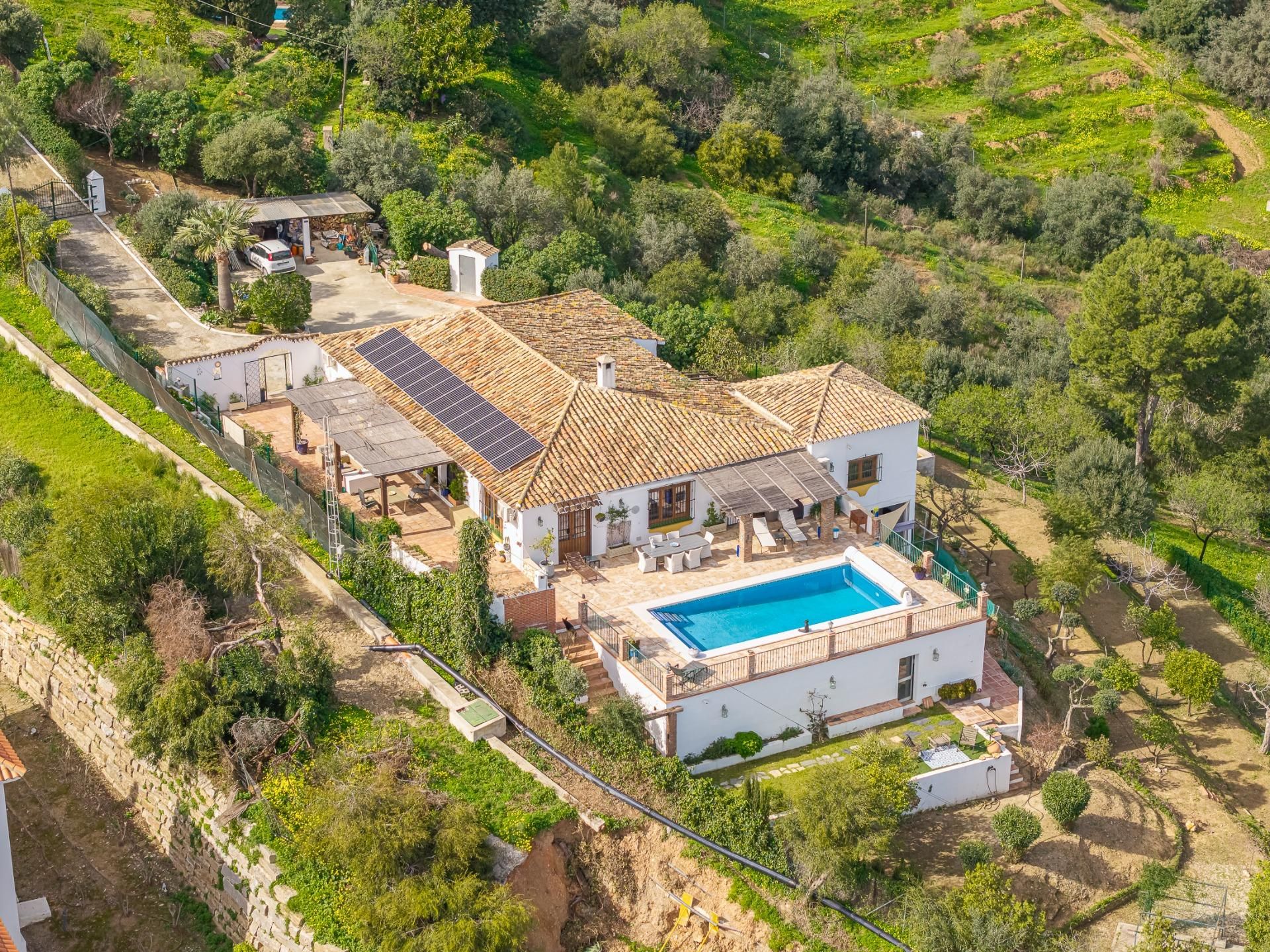 Vista exterior de Casa o chalet en venta en Mijas con Aire acondicionado, Jardín privado y Terraza
