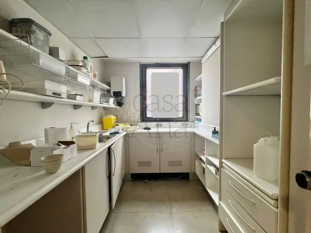 Bureau avec ascenseur à louer à Avda. Madariaga, imagen 16