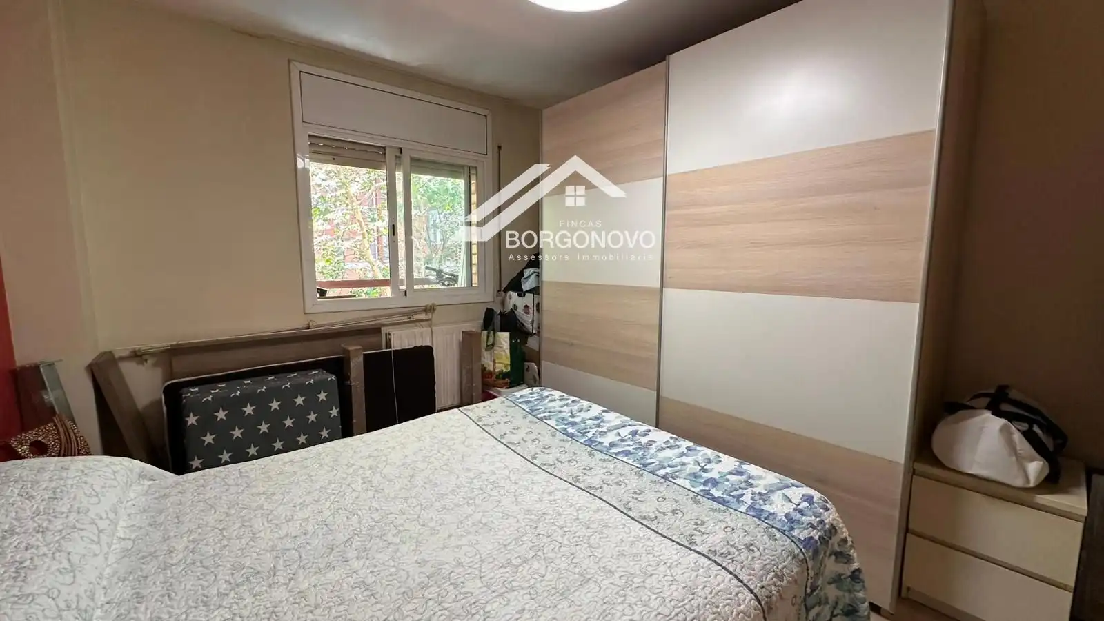 Schlafzimmer von Wohnung zum Verkauf in Barcelona mit Klimaanlage, Heizung und Terrasse