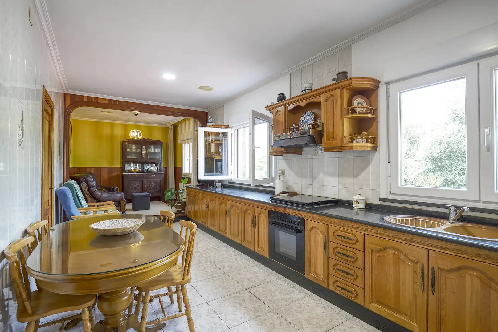 Cocina de Casa o chalet en venta en Lousame con Aire acondicionado, Calefacción y Jardín privado