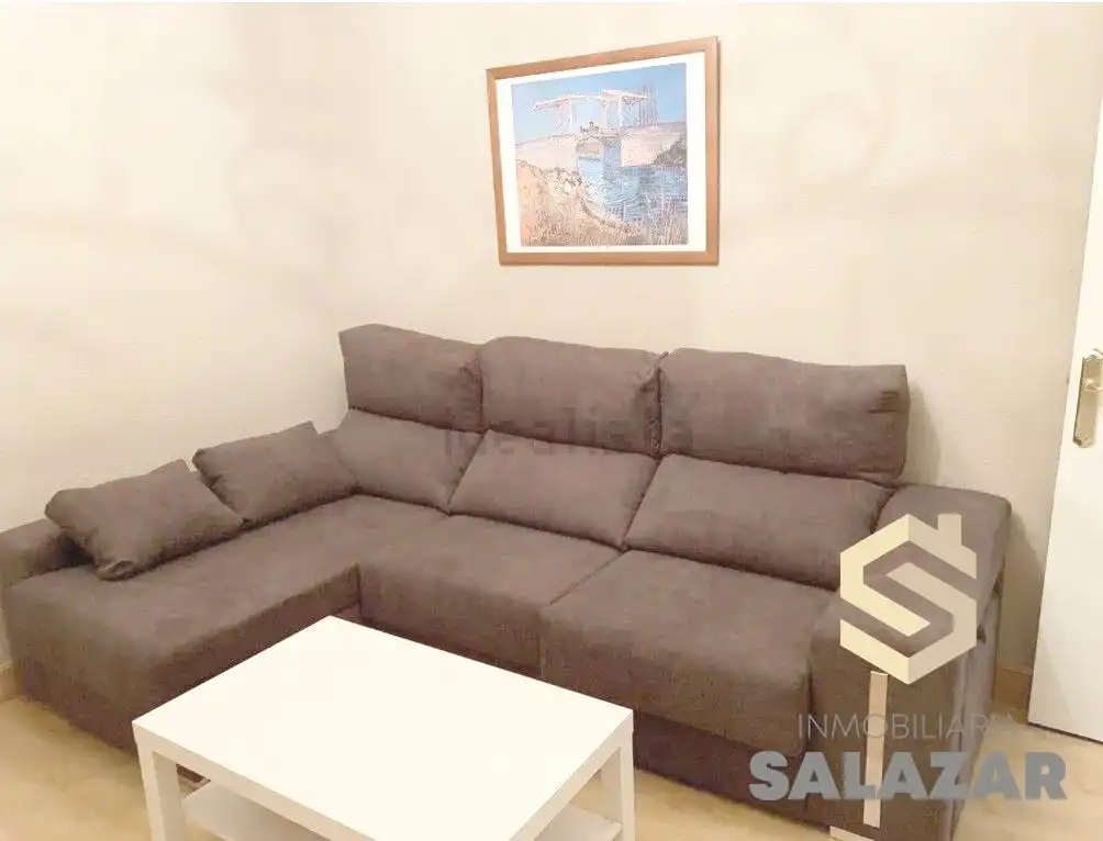 Living room of Flat for rent in Bilbao   with Heating and Balcony
