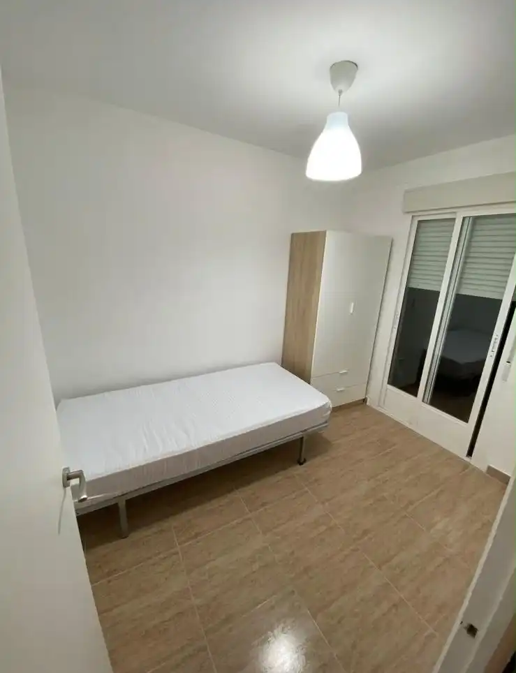 Habitación de Piso en venta en Talavera de la Reina con Aire acondicionado, Calefacción y Amueblado