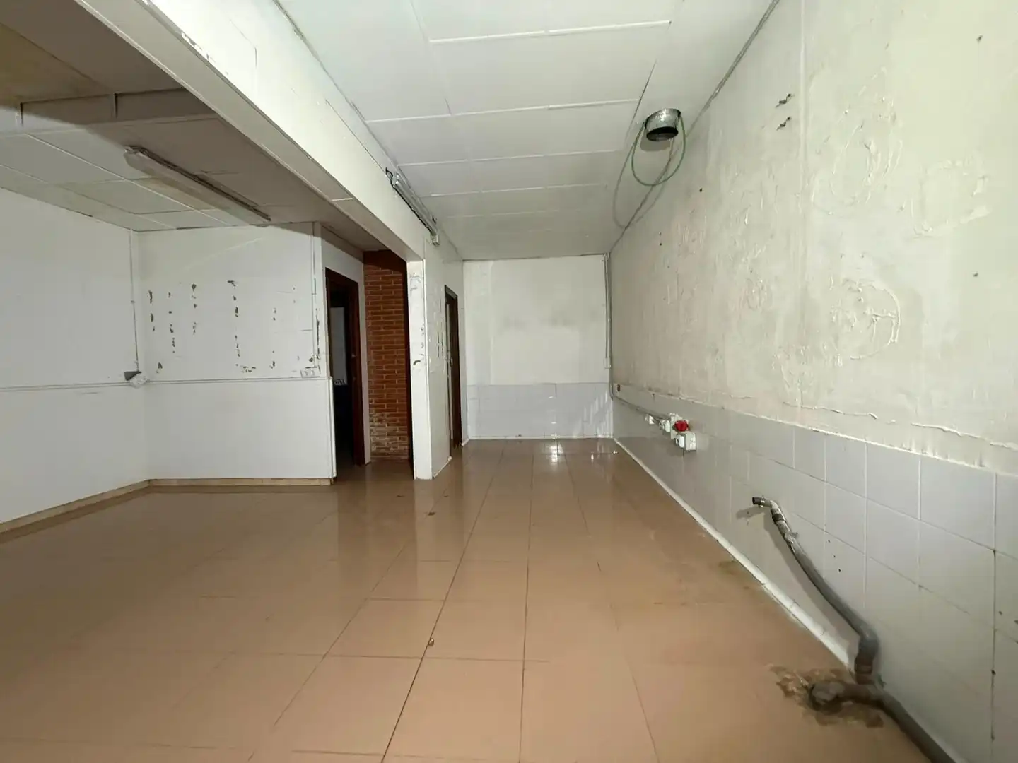 Local comercial en venta en Montigalà - Sant Crist, imagen 9