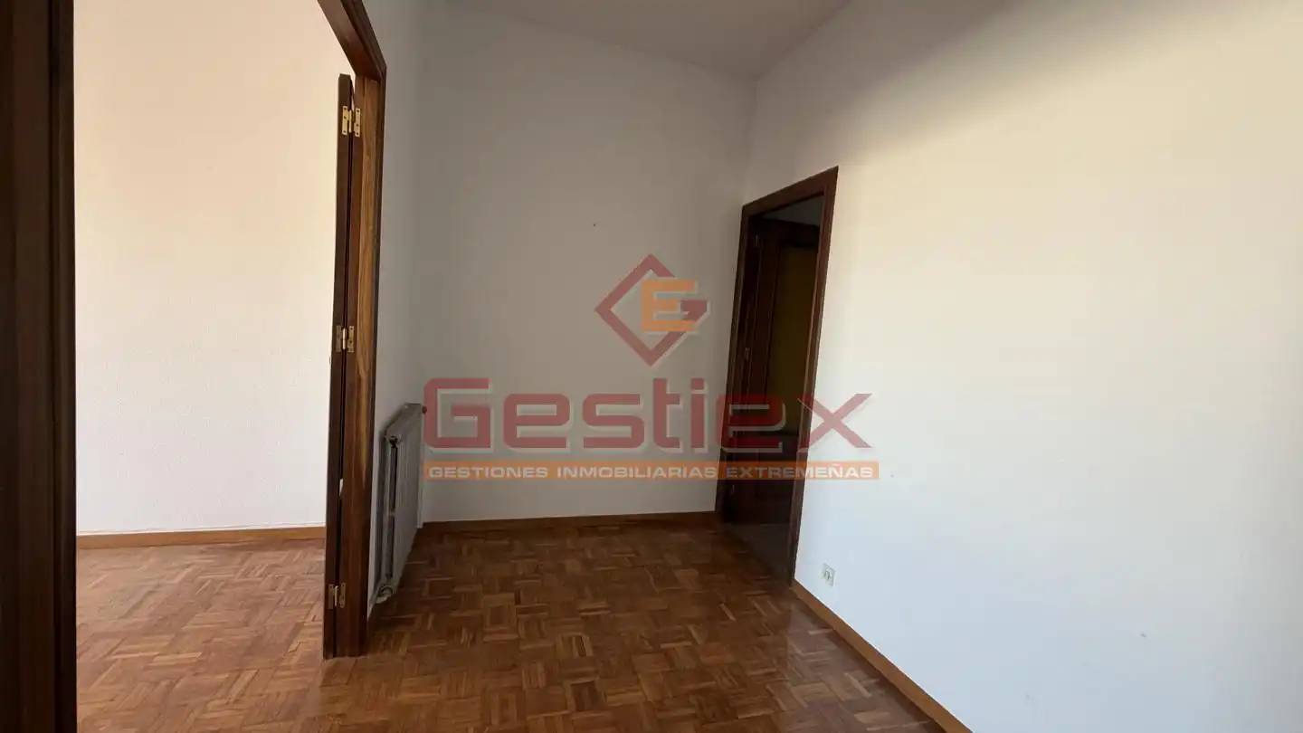 Duplex for sale in Almendralejo, imagen 2