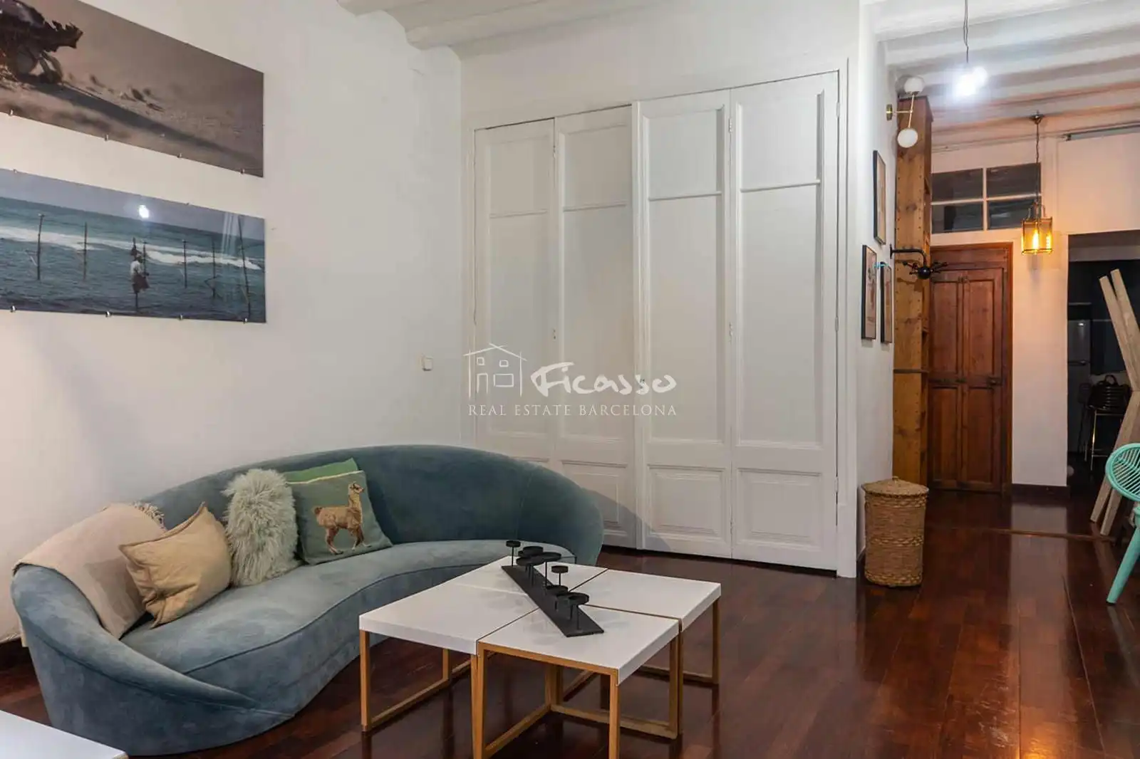 Sala d'estar de Pis de lloguer en Barcelona amb Aire condicionat, Calefacció i Parquet