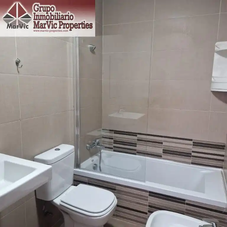 Baño de Planta baja en venta en La Nucia con Aire acondicionado y Amueblado