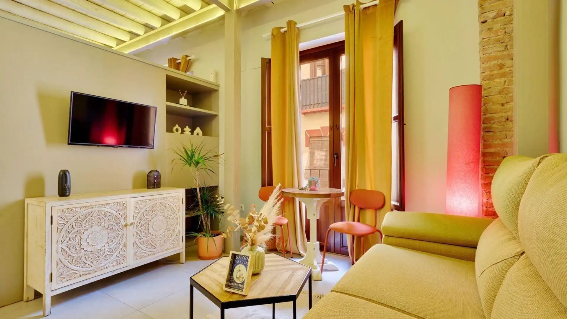 Wohnzimmer von Gebaude zum Verkauf in  Granada Capital