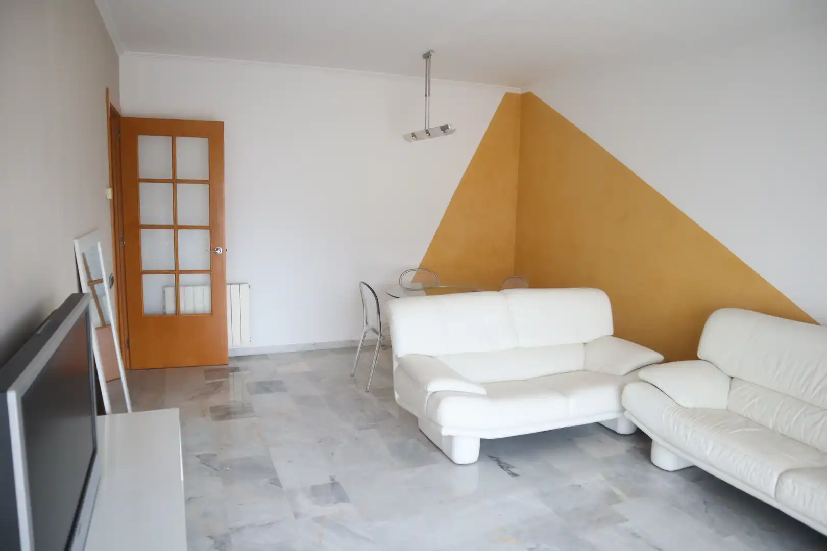 Sala d'estar de Pis en venda en Montcada i Reixac amb Calefacció, Terrassa i Balcó