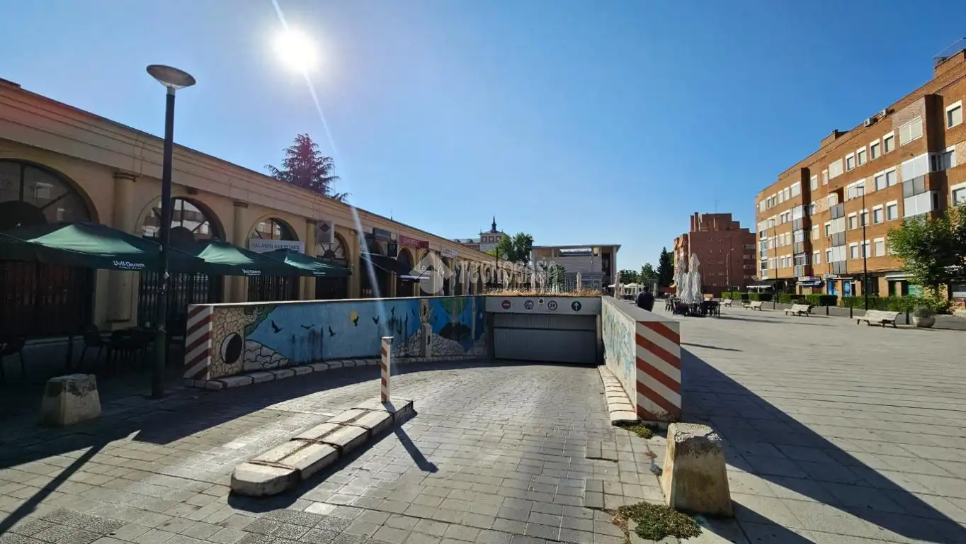 Vista exterior de Garatge en venda en Valladolid