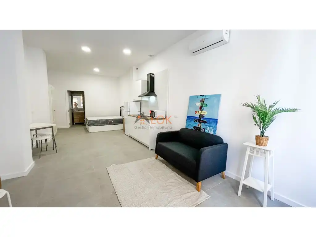 Habitación de Estudio en venta en Málaga Capital con Aire acondicionado y Amueblado