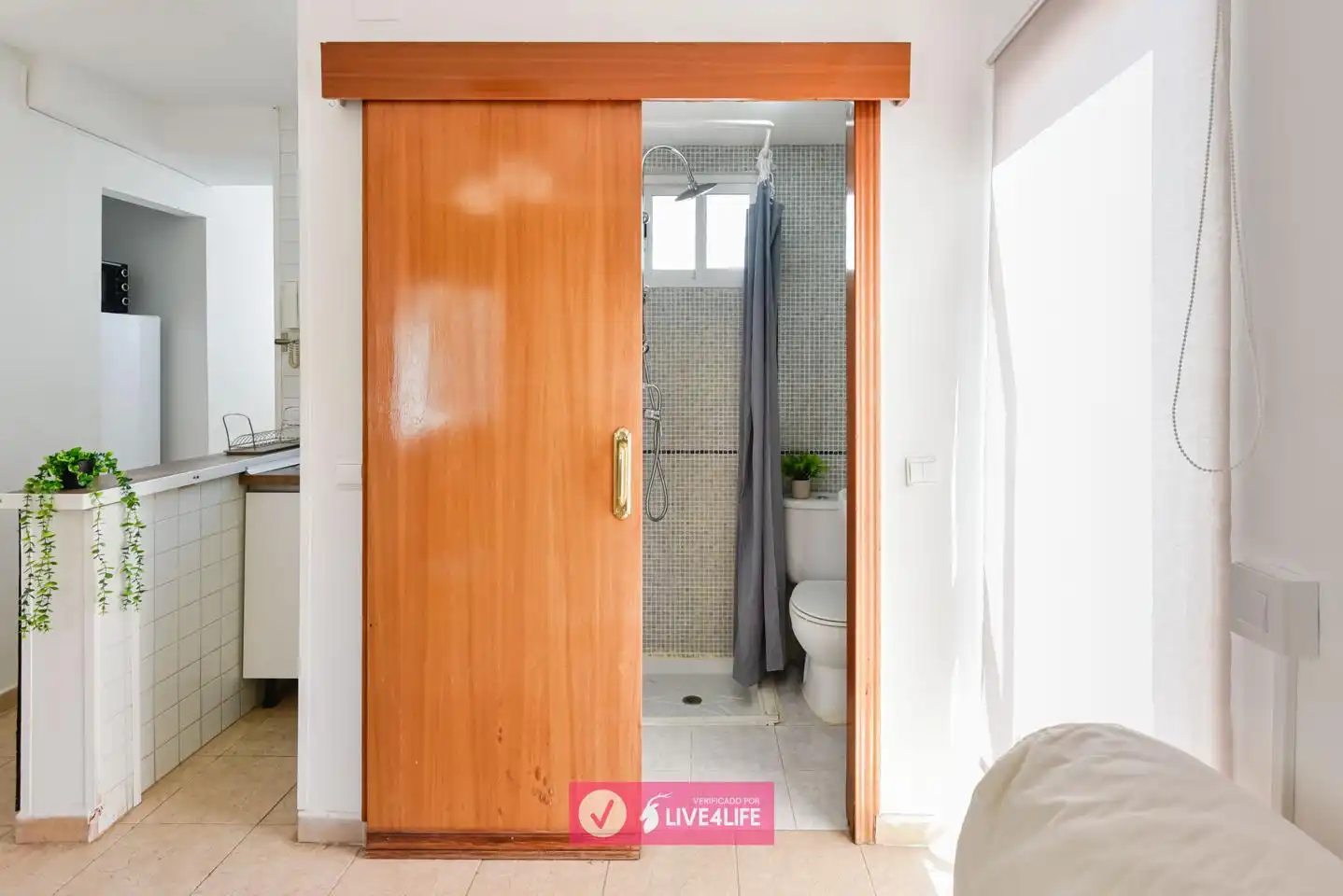 Baño de Ático de alquiler en Sevilla con Aire acondicionado, Terraza y Amueblado