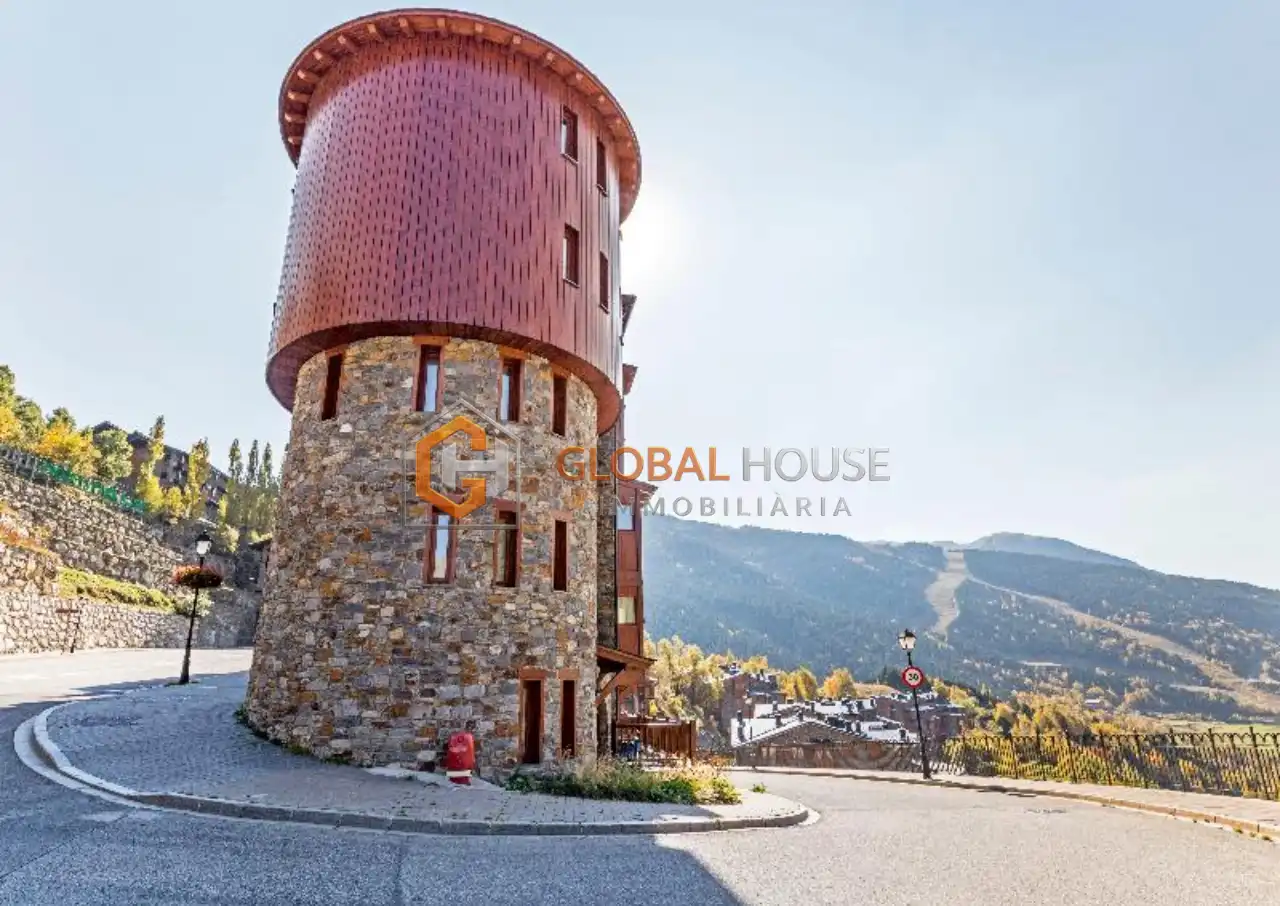 Vista exterior de Piso en venta en Canillo con Trastero