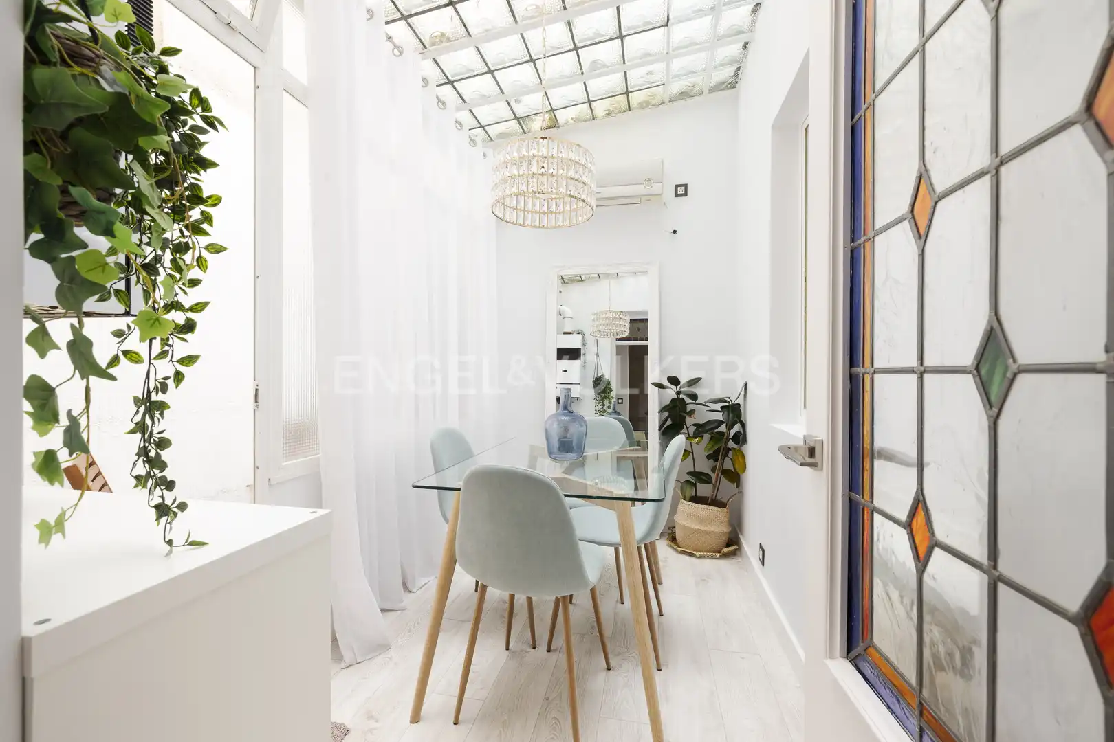 Comedor de Piso de alquiler en Madrid con Aire acondicionado, Calefacción y Amueblado