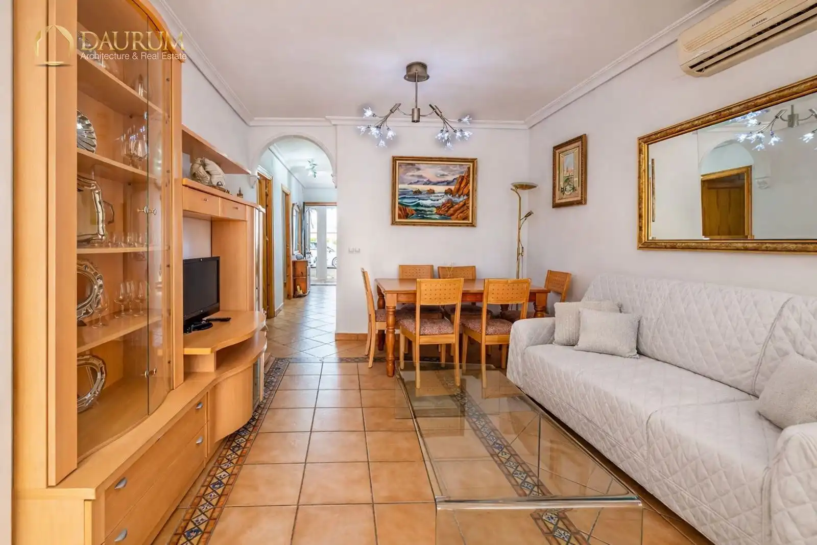 Wohnzimmer von Wohnung zum Verkauf in Almonte mit Klimaanlage, Heizung und Terrasse