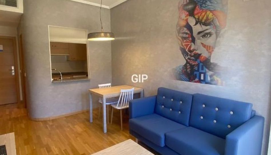 Apartamento de alquiler en Rejas - Imagen 3