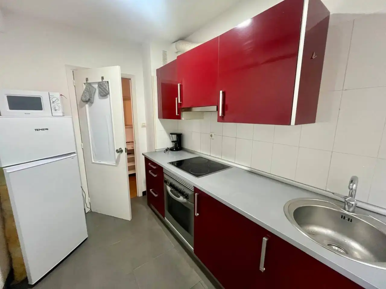 Cuina de Pis de lloguer en Sada (A Coruña) amb Moblat
