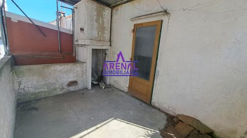 Foto 2 de Casa adosada en venta en Calle Manuel Antonio, A Pobra do Caramiñal, A Coruña