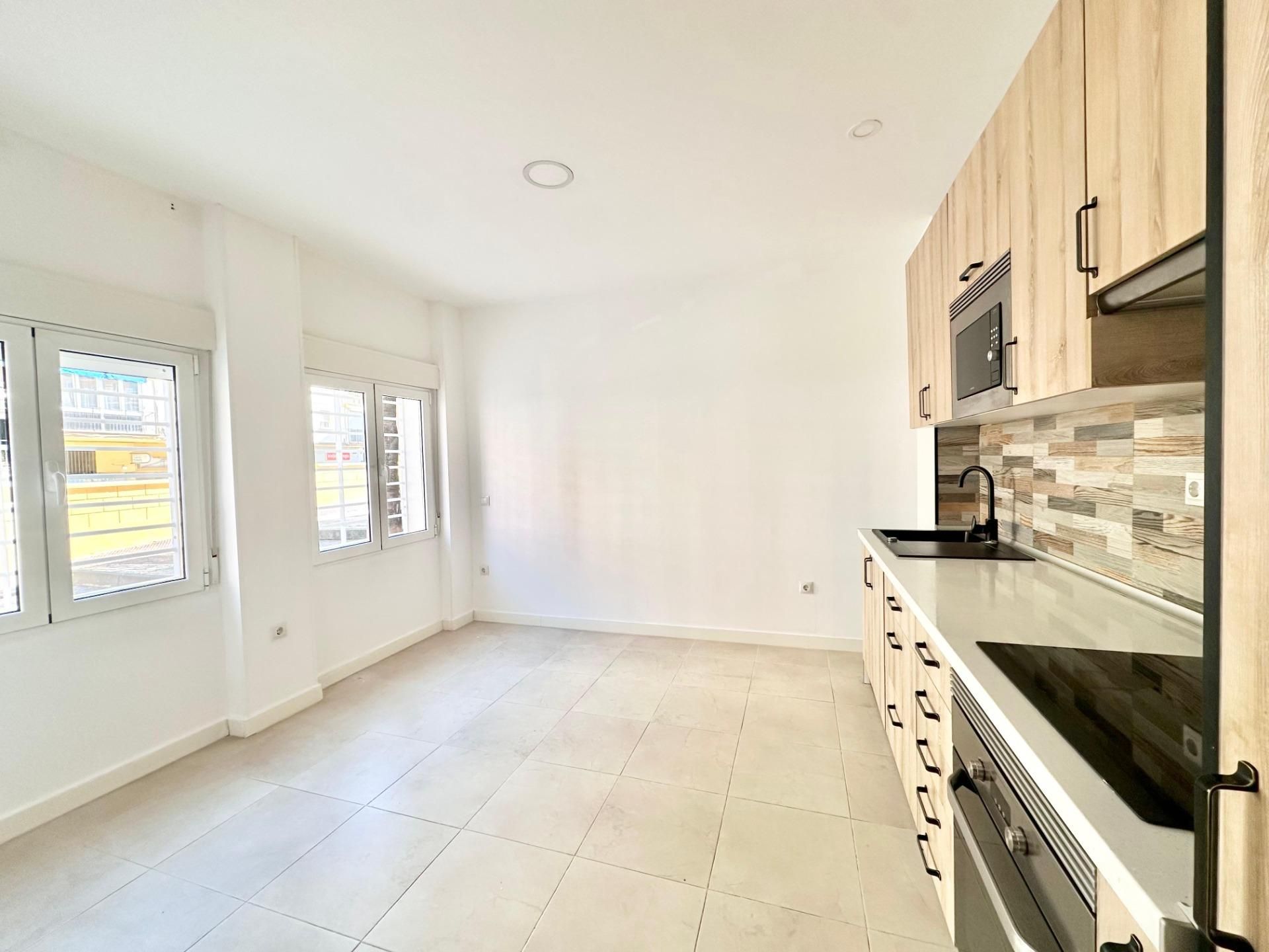 Kitchen of Flat for sale in Málaga Capital  with Air Conditioner, Heating and Private garden