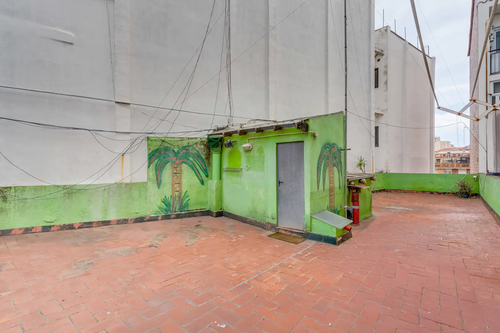 Piso con terraza en venta en Sant Andreu, imagen 2