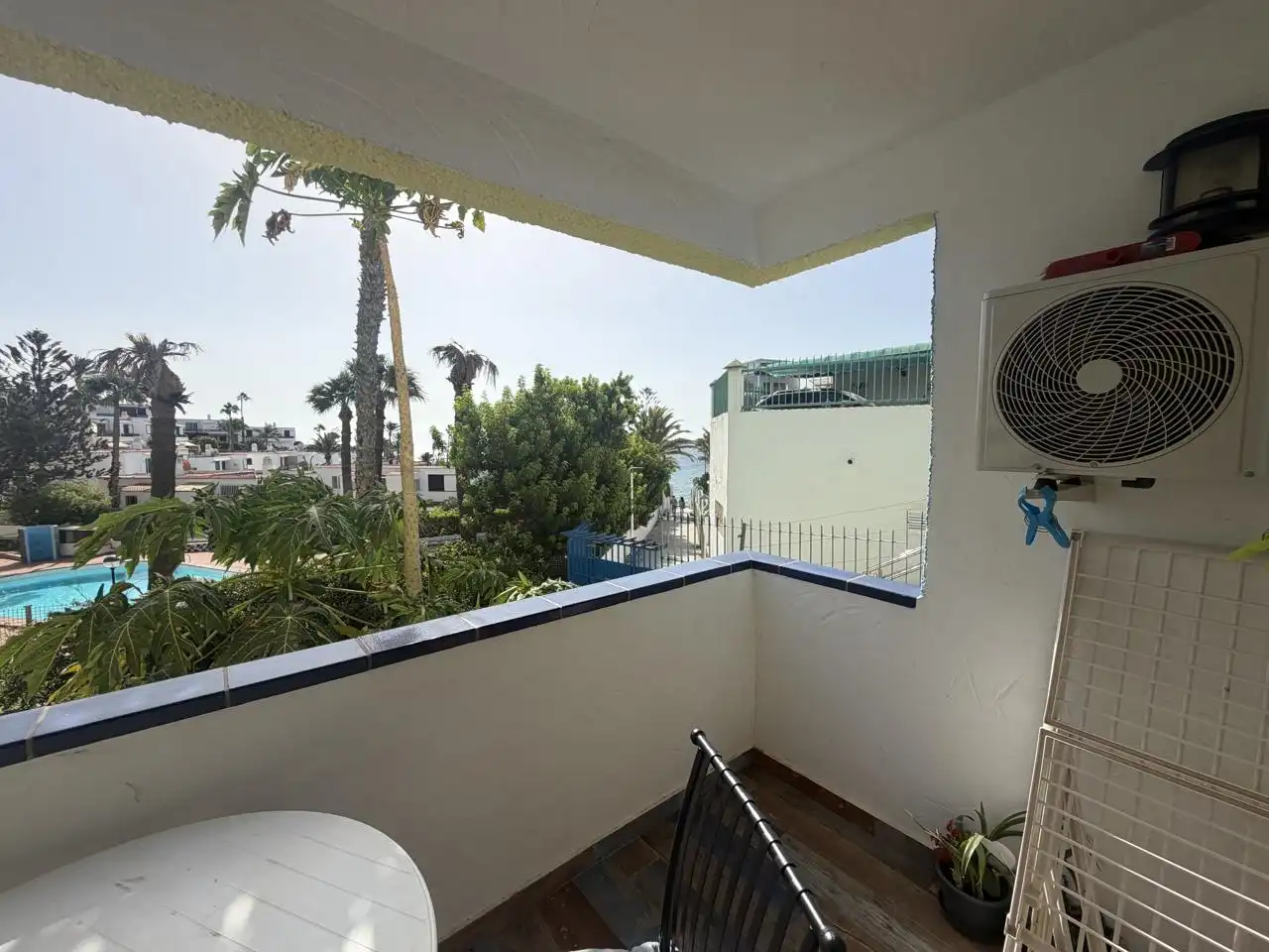 Balcony of Study for rent in San Bartolomé de Tirajana  with Air Conditioner, Terrace and Furnished