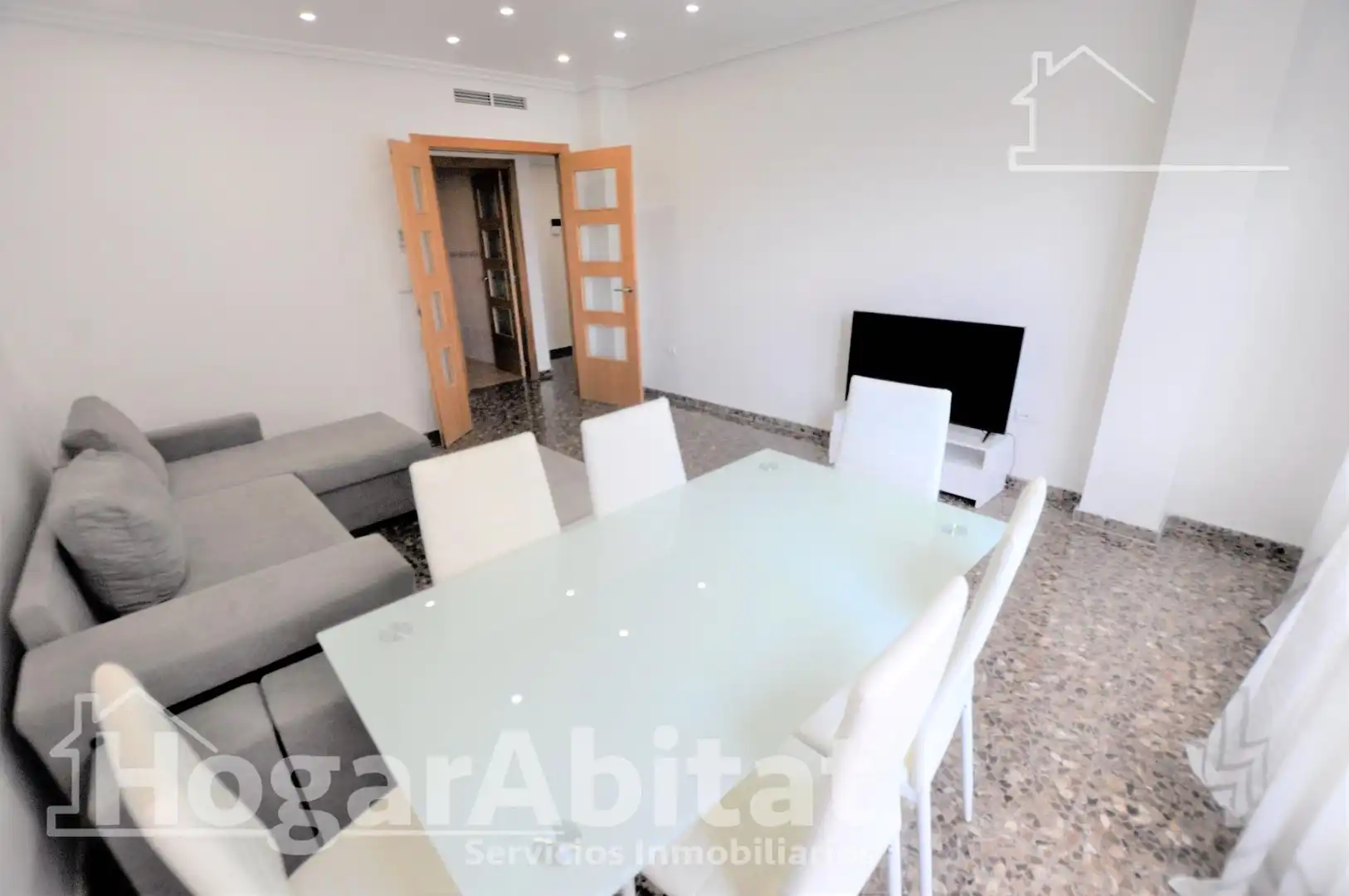 Appartamento con balcone in vendita a Calle Isabel de Villena, imagen 3