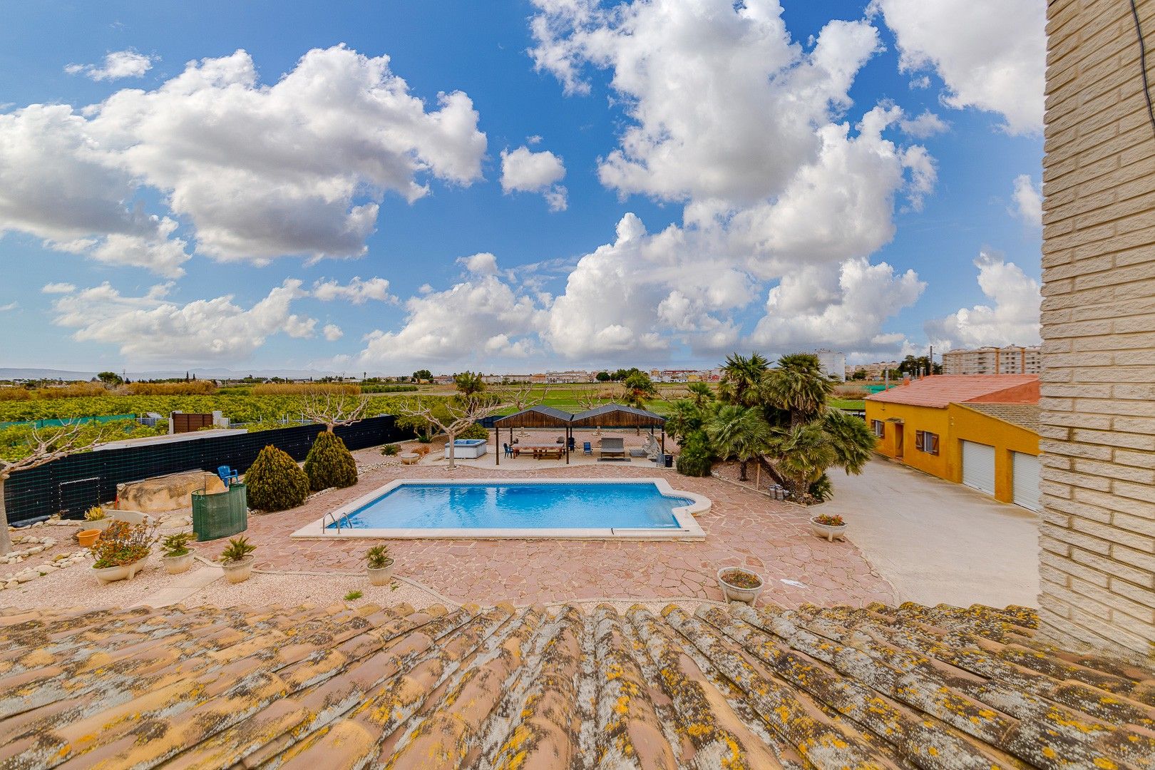 Schwimmbecken von Country house zum verkauf in Almoradí mit Klimaanlage, Heizung und Privatgarten