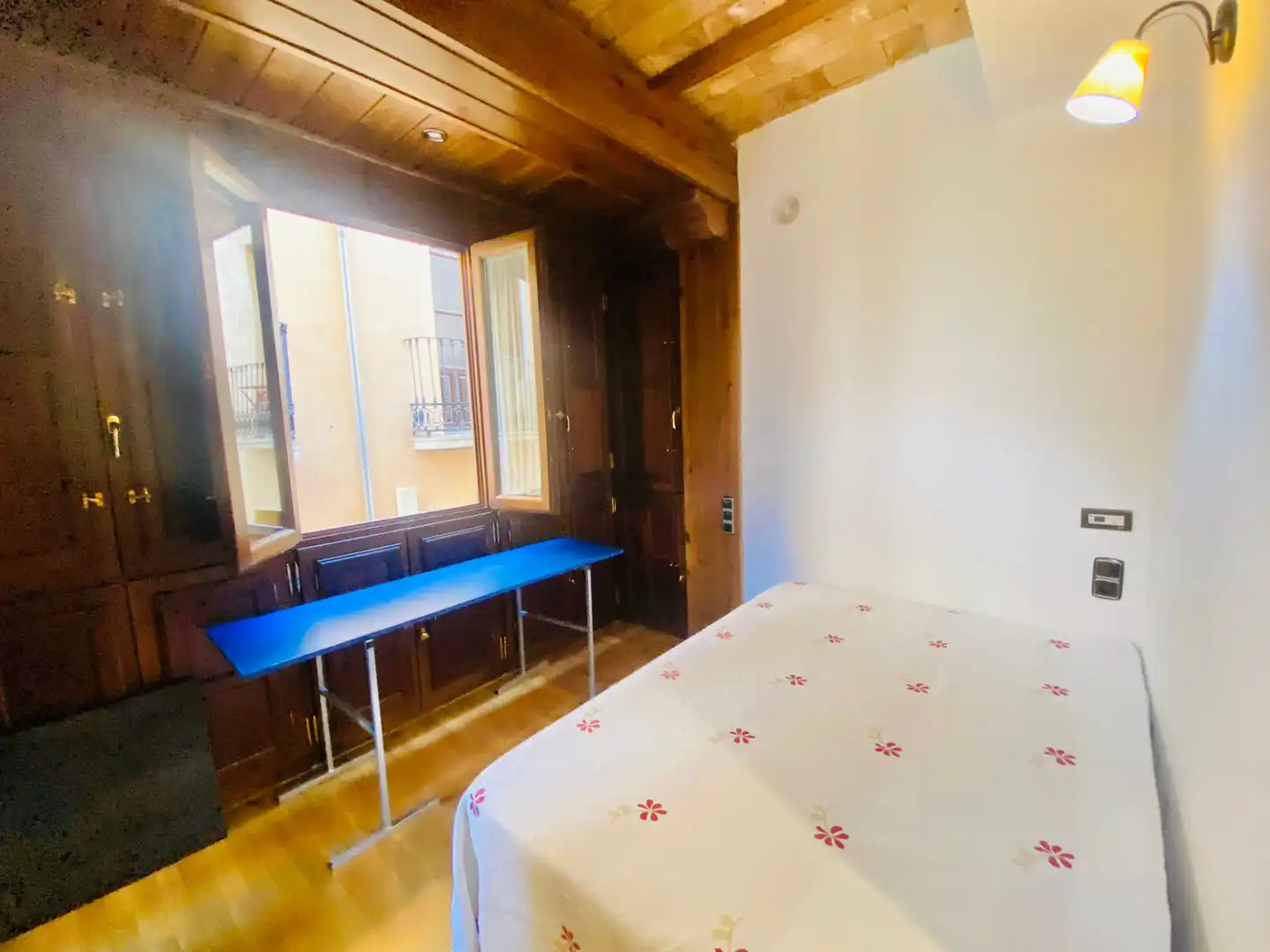 Habitación de Dúplex de alquiler en Granada con Aire acondicionado, Calefacción y Parquet