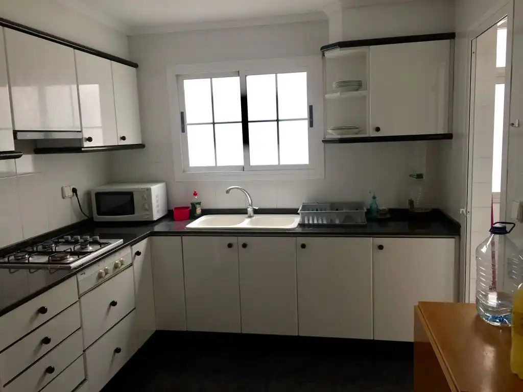 Cocina de Piso de alquiler en Valencia con Aire acondicionado, Calefacción y Trastero