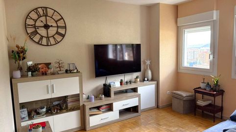 Piso en venta en Aiegas, 3 dormitorios.