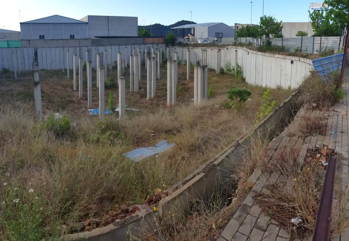 Terreny industrial en venda en La Vall d'Uixó