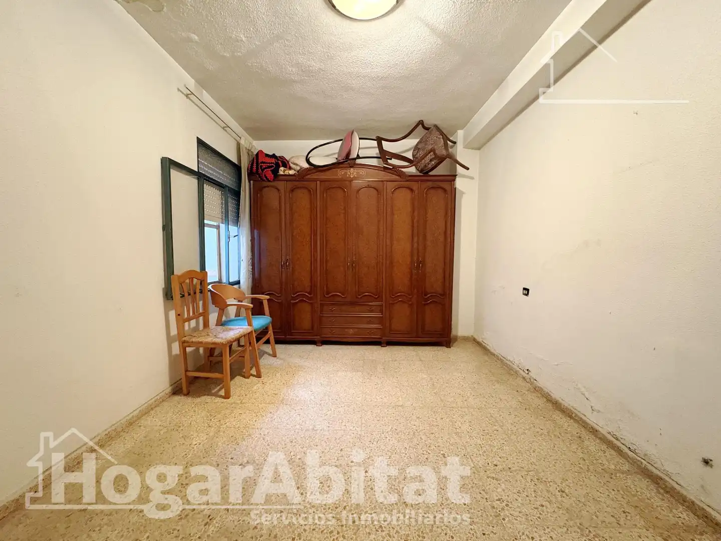 Dormitori de Casa o xalet en venda en Tavernes de la Valldigna amb Terrassa i Traster