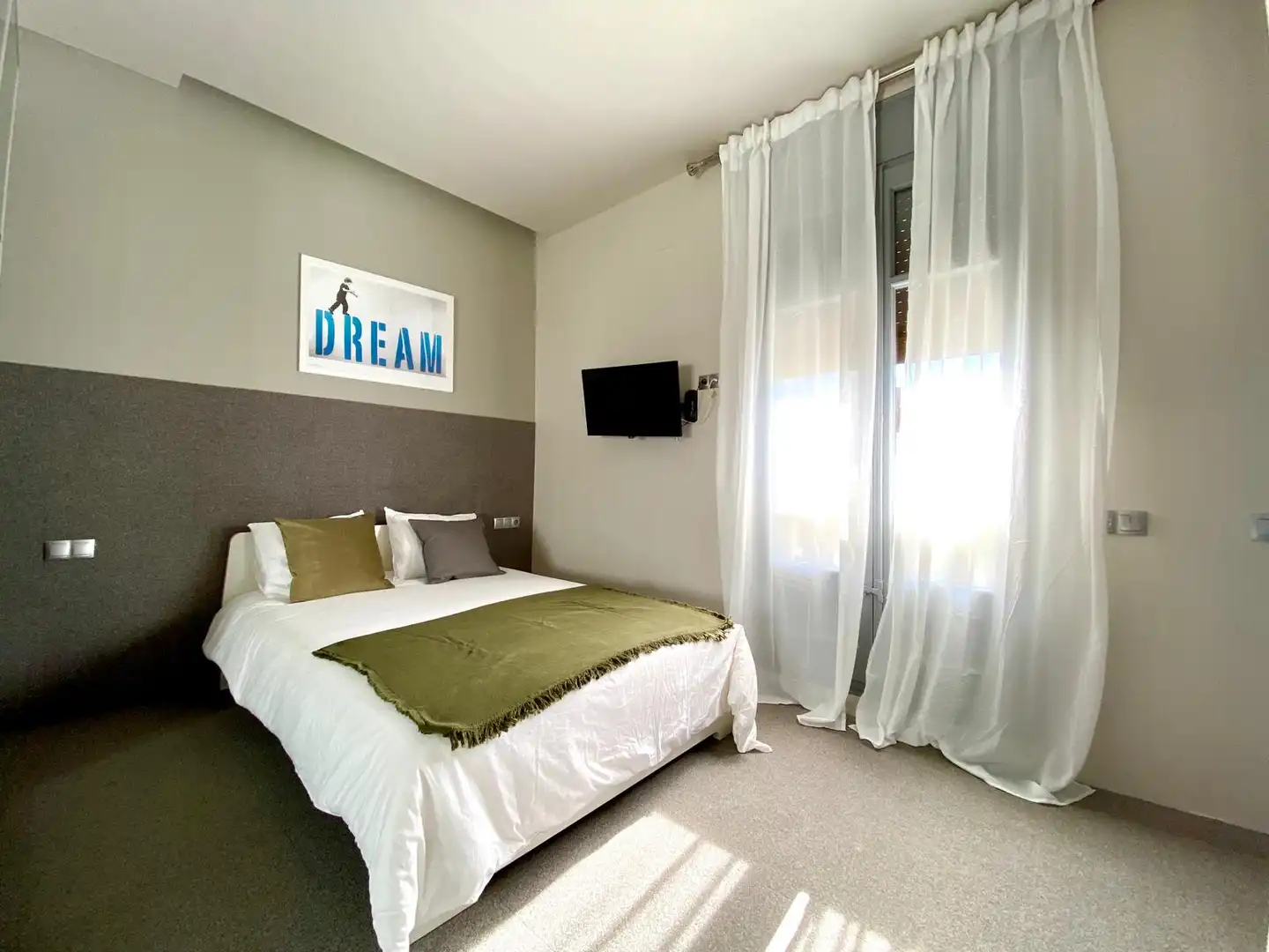Schlafzimmer von Wohnung zum Verkauf in Barcelona mit Klimaanlage, Heizung und Parkett