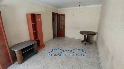 Foto 2 de Piso en venta en Calle Asturias, Els Pins, Blanes